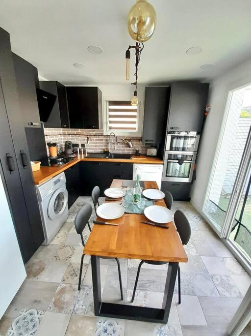 T3 De Avec Terrasse De 25m2 Apartment *