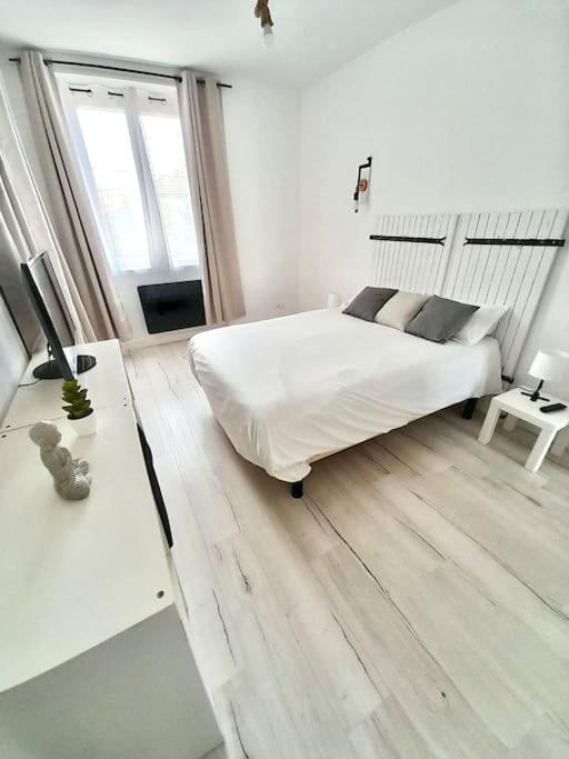 T3 De Avec Terrasse De 25m2 *